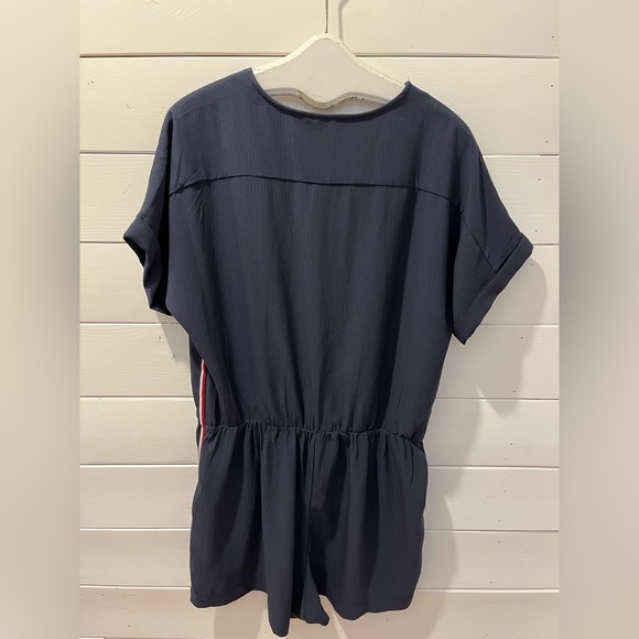 Tommy Hilfiger Navy Romper – Size 18 - Picture 10 of 10